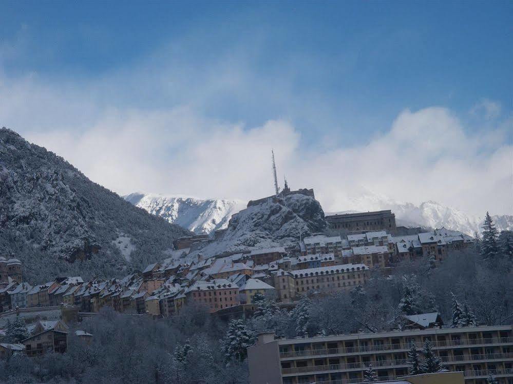 Hotel De Paris Briançon Dış mekan fotoğraf